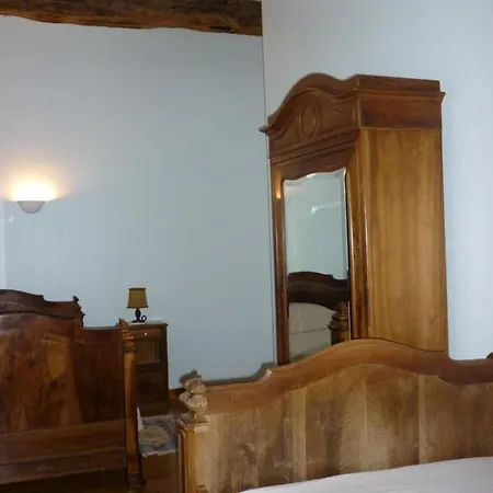 Le Logis De Faugerit 펜션 *