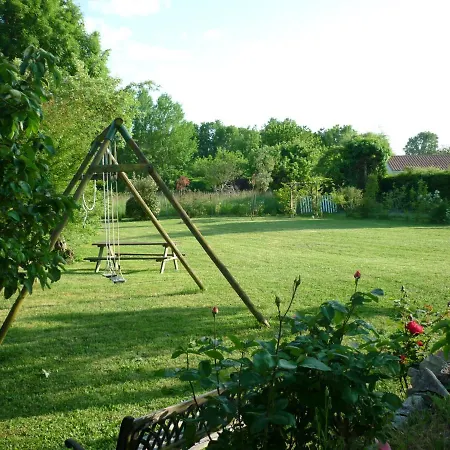 펜션 Le Logis De Faugerit *